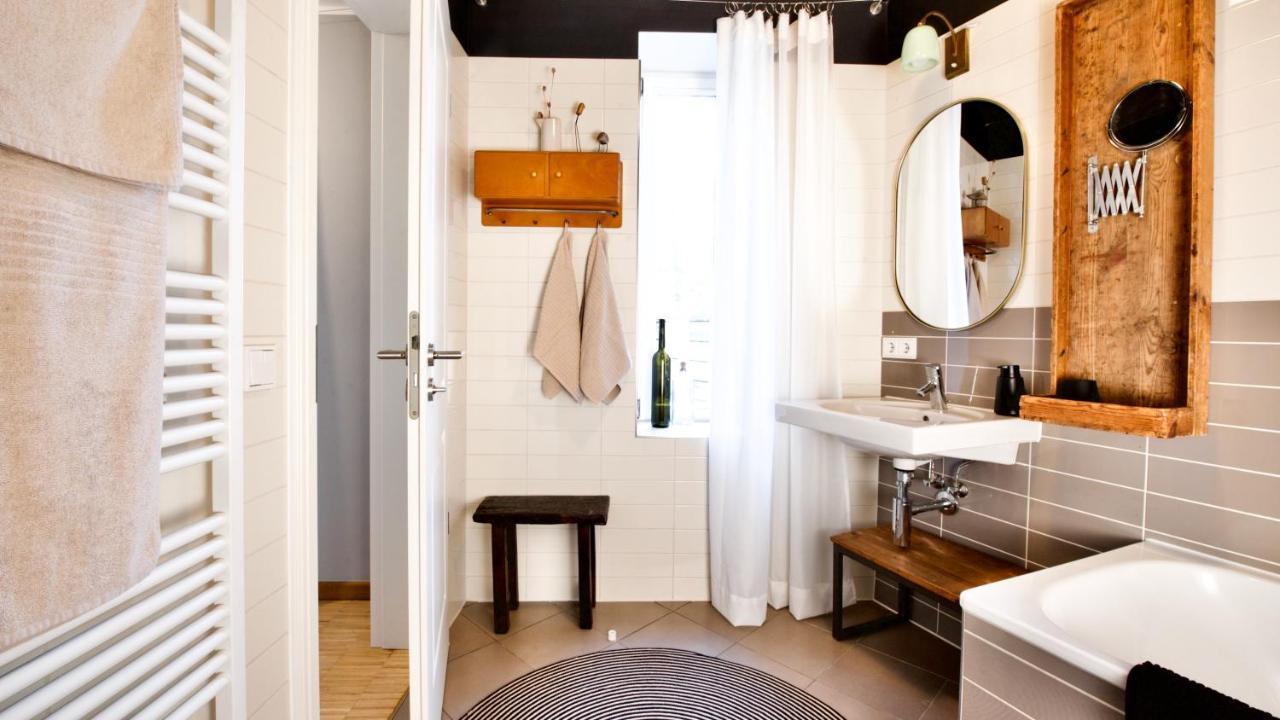 Gelber Loewe - Ferienwohnung In Der Erfurter Altstadt المظهر الخارجي الصورة